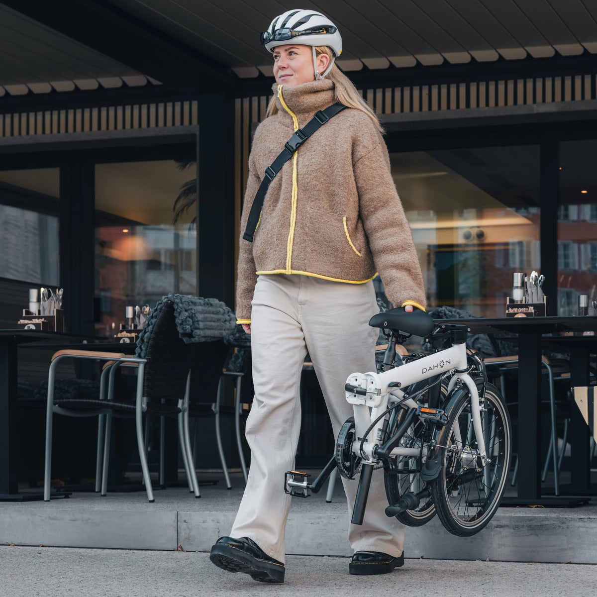 Folding bike DAHON HIT i3, Deltech, Shimano Nexus 3-Speed, Saddle Bag and Stow Away Cover